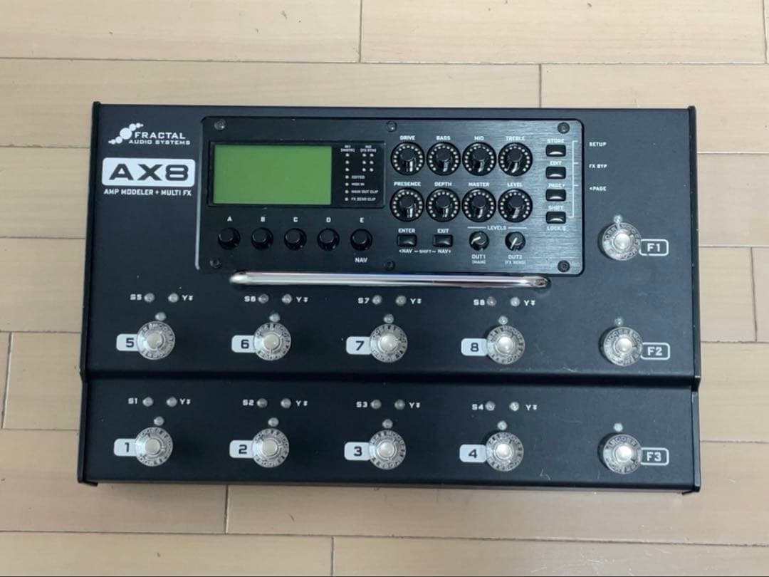 フラクタルオーディオ　AX8 AX8 Amp Modeler/Multi-FX Processor - Fractal Audio Systems