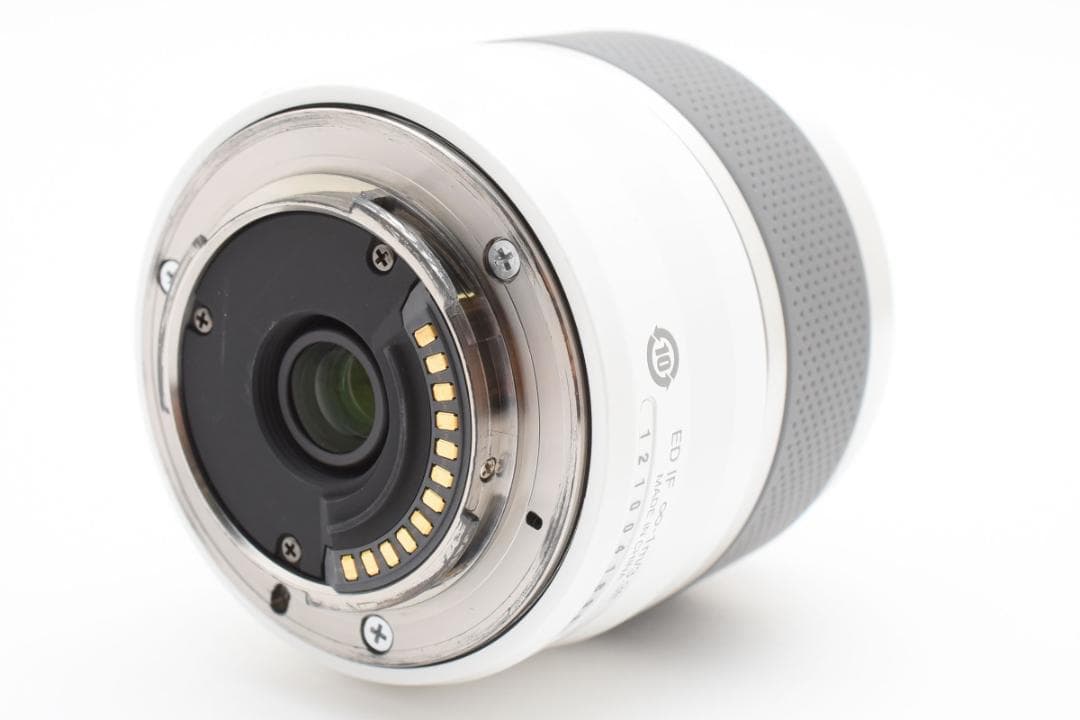 超美品　ニコン 1 30-110mm f3.8-5.6 VR ホワイト M806