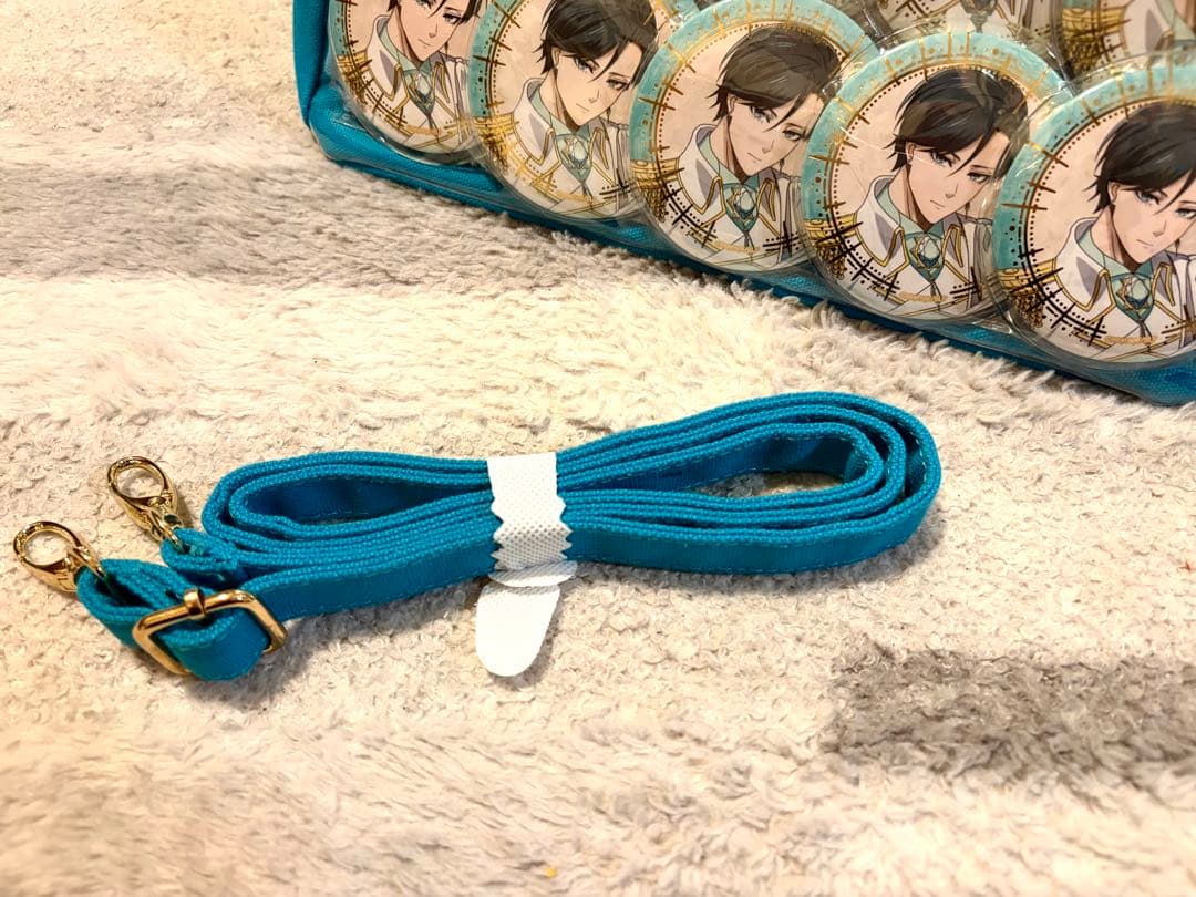 ブルーロック 糸師凛 痛バ A4 たぴぬい 玉座 duel 箔押し 缶バッジ