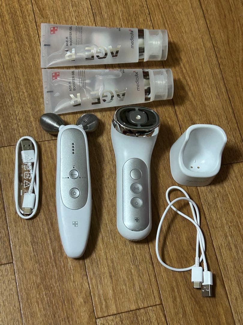 ☆青木様専用☆MEDICUBE AGE-R 美顔器 セット➕ブースタージェル