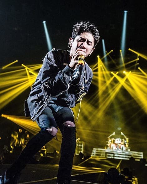 ONE OK ROCK ambitions tour ma-1 Sサイズ - メルカリ