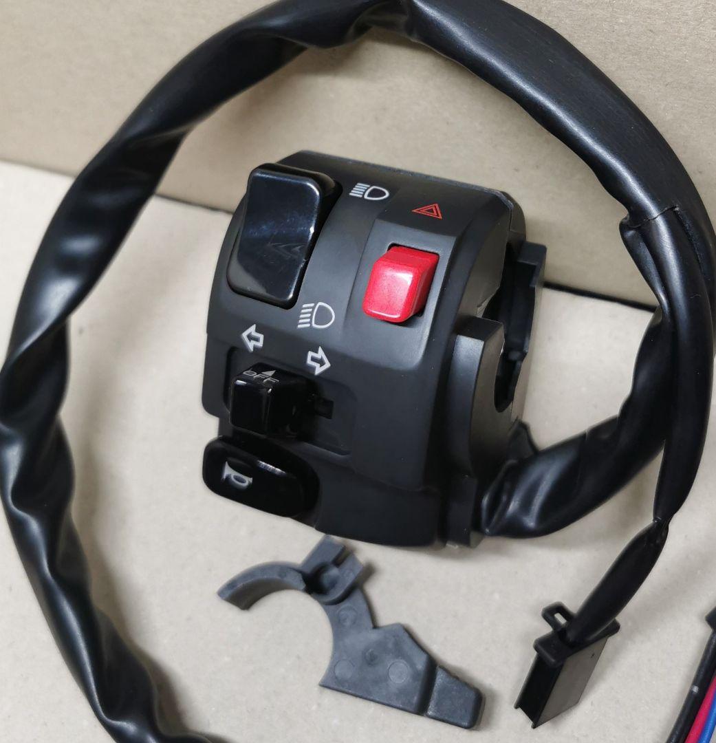 新品*ゼファー400(1993～1995年式)純正左スイッチ(チョークレバー付) 新品*ゼファー400(1993～1995年式)純正左スイッチ(チョークレバー付