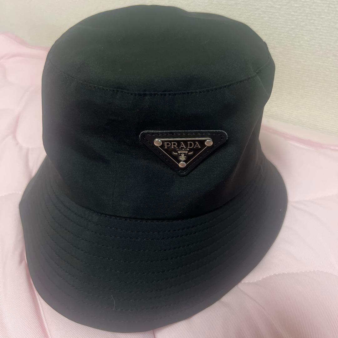 PRADA バケットハット 黒 プラダ ハット 帽子 バケットハット トライアングルロゴ ブラック