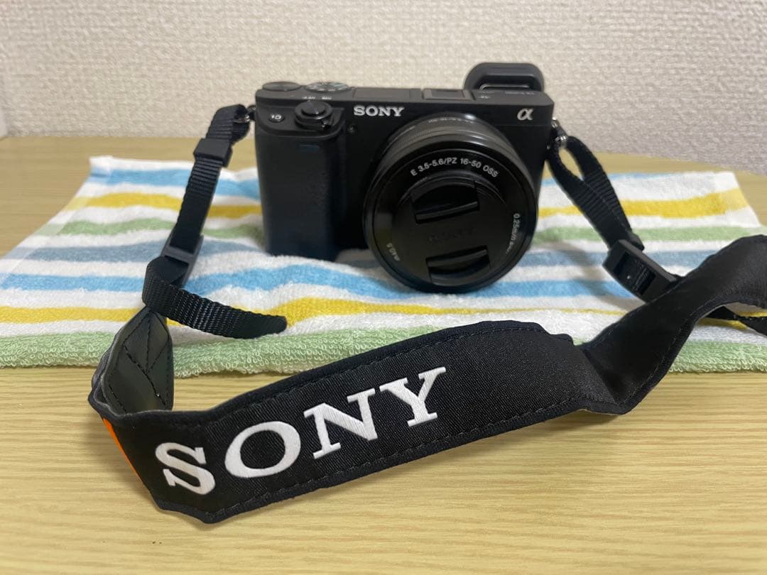 SONY α6400 E PZ 16-50mm F3.5-5.6 OSS