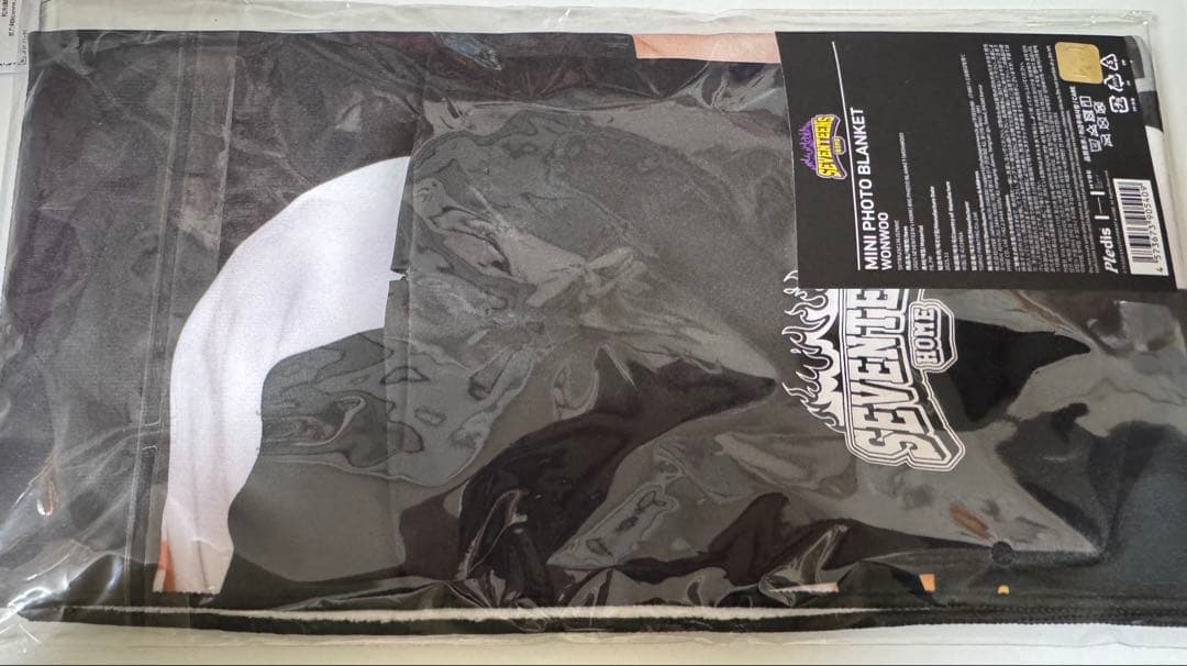 SEVENTEEN セブチ ウォヌ MINI PHOTO BLANKET