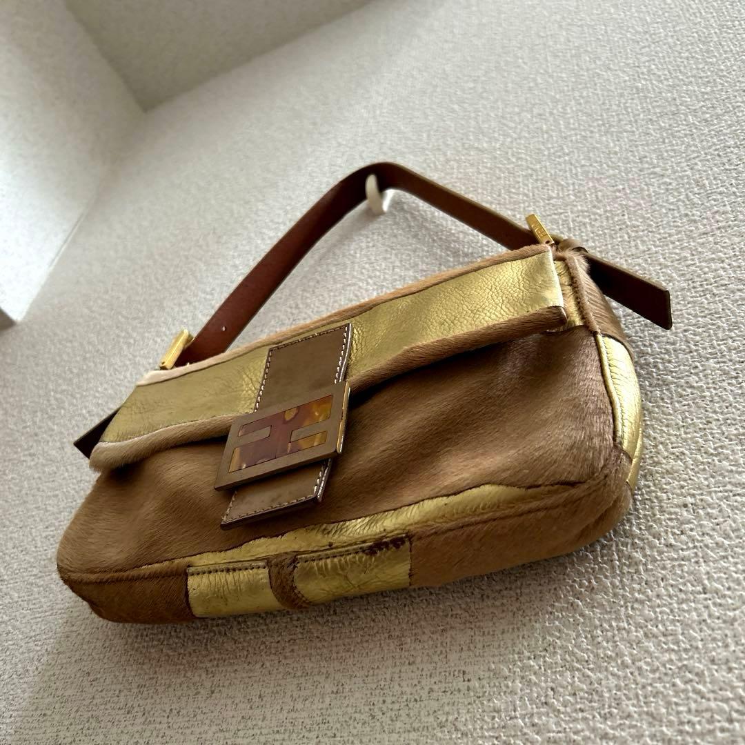 希少✨ FENDI フェンディ バゲット ハンドバッグ ハラコ×ゴールド