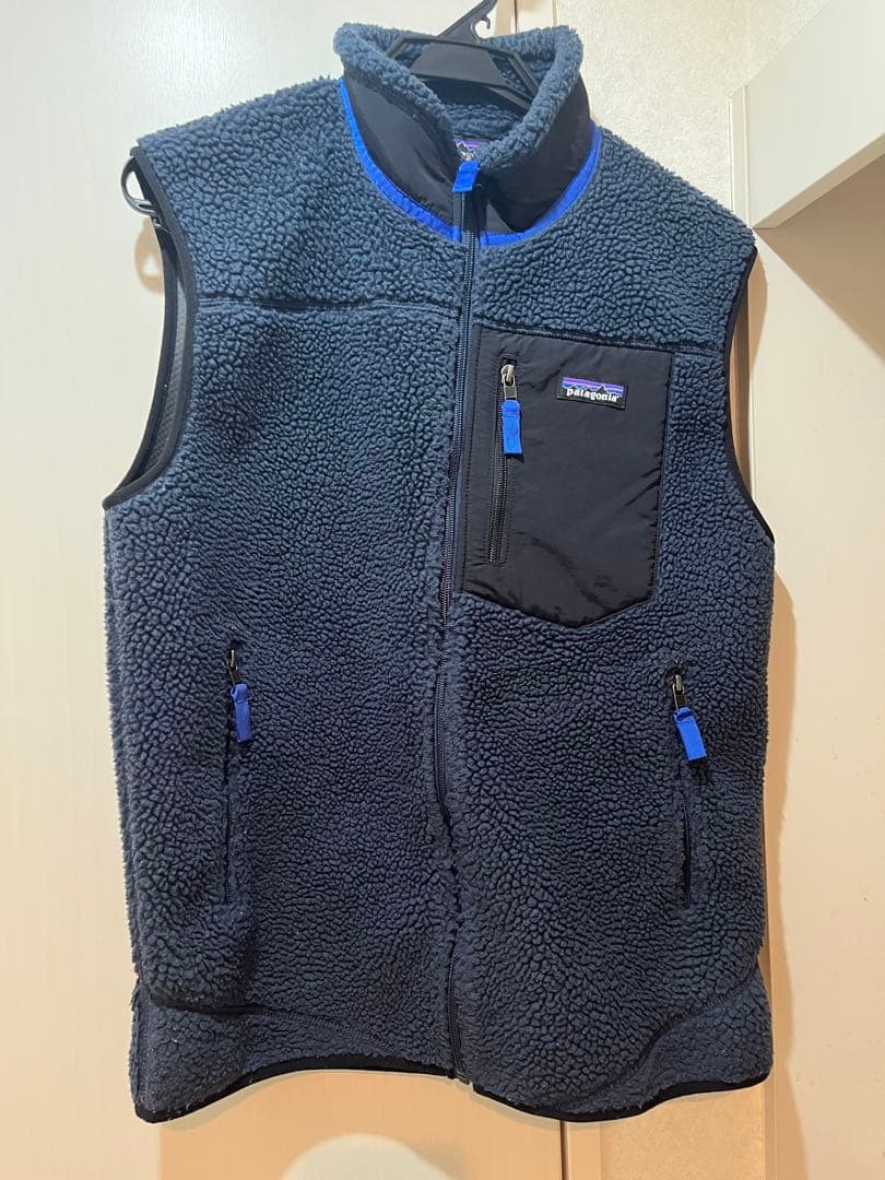美品】東出昌大着用Patagonia レトロxベスト（M）ブラック/ブルー