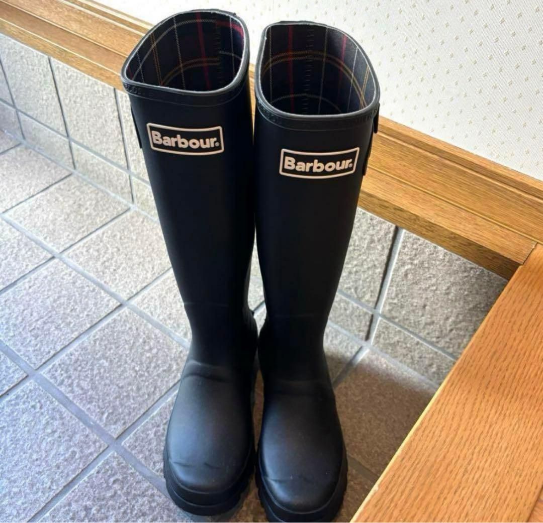Barbour 長靴 黒 チェック柄 - メルカリ