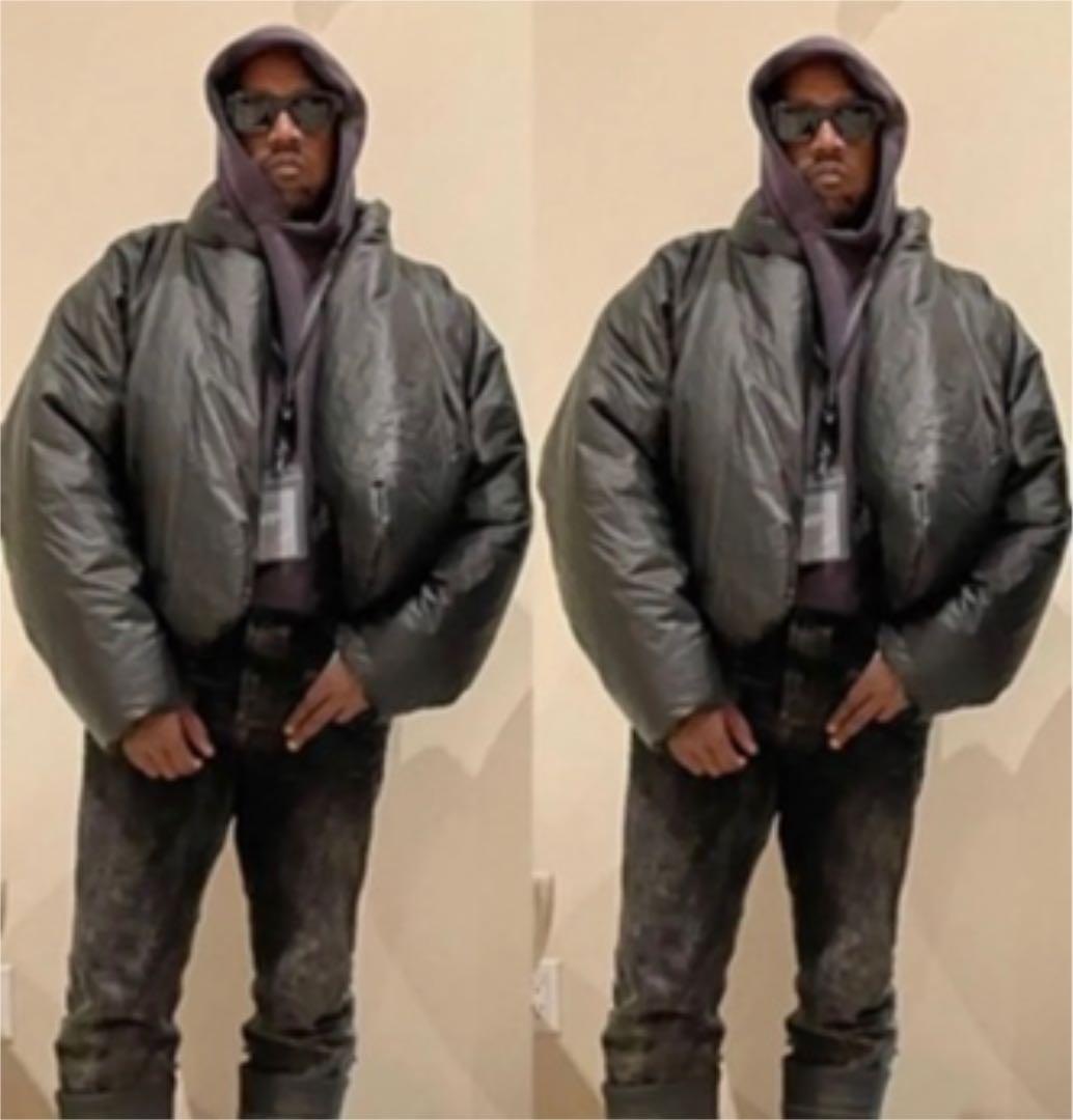 新品未使用】YZY GAP ラウンドジャケットブラックXL - メルカリ