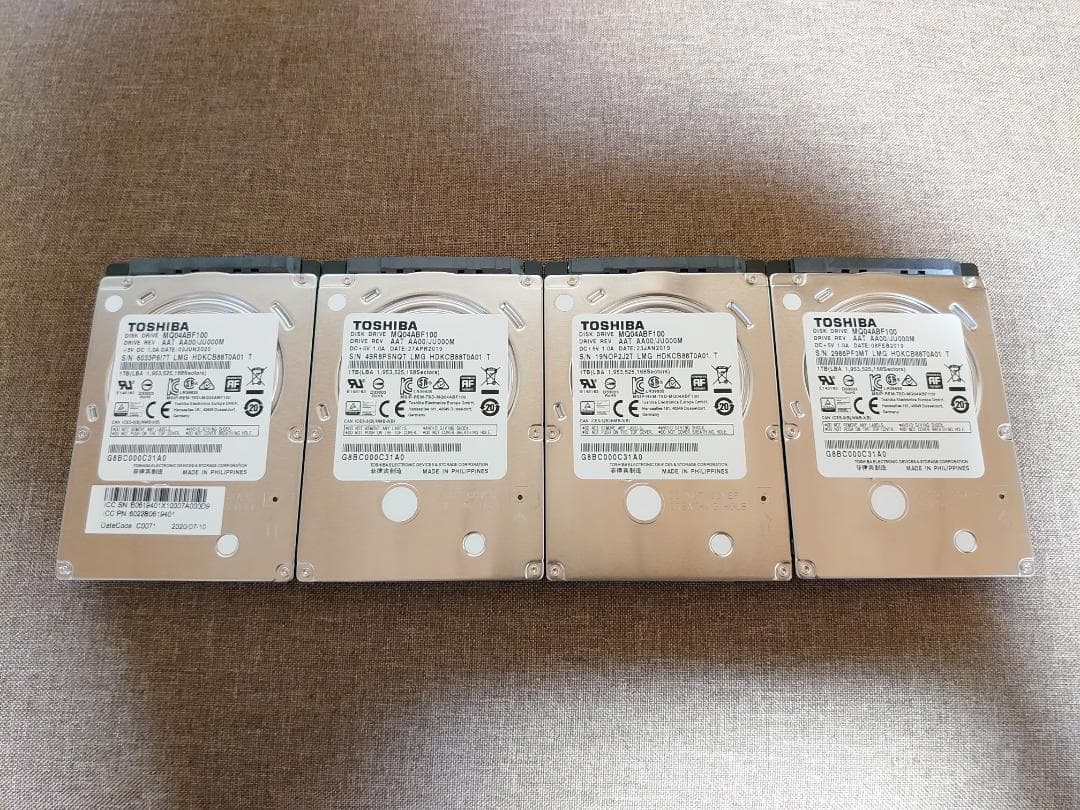 ✨4個セット✨HDD 1000GB✨大容量1TB✨2.5インチ✨06-02 Hitachi Z5K1000-1000 - 1TB 5.4K RPM SATA 7mm 2.5