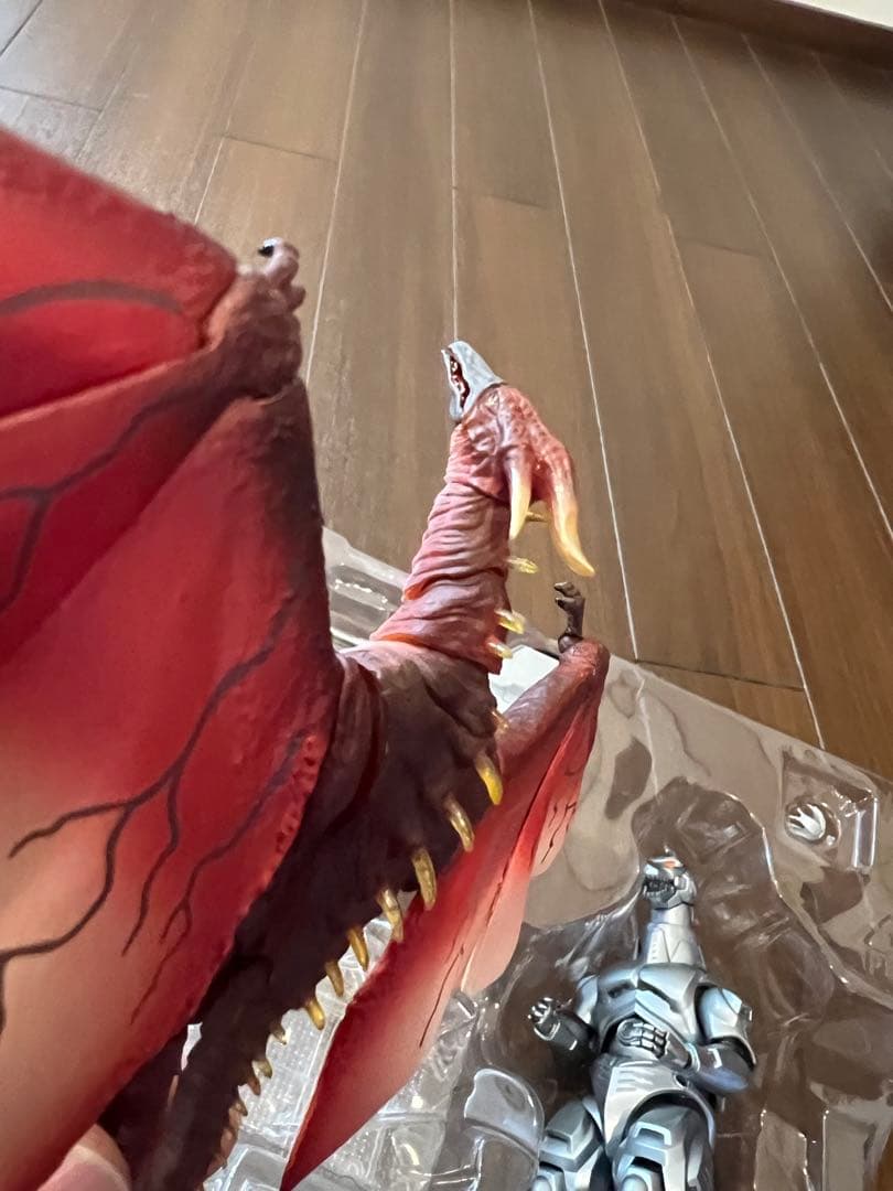S.H.MonsterArts メカゴジラ （1993）&ガルー ダ＆ラドン