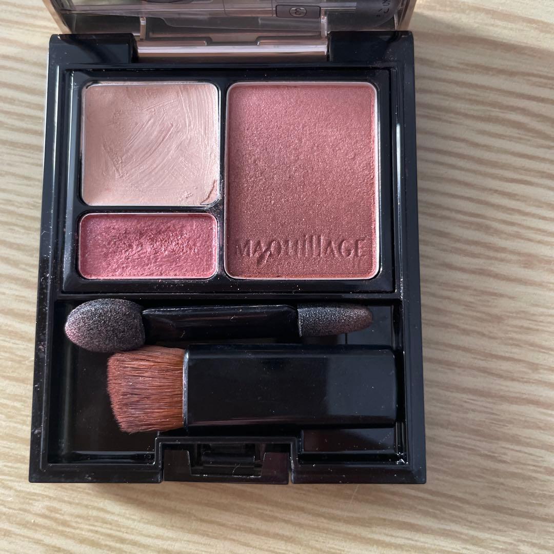 オーブアイシャドウN18、N16&チーク02、マキアージュスタイリング