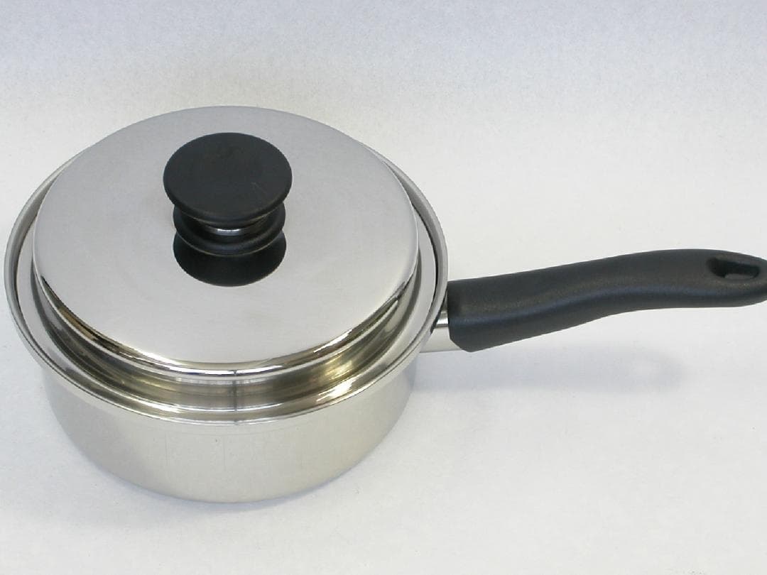 アムウェイ 中ソースパン 未使用品 料理本とスクラブバッズ1個付 IH