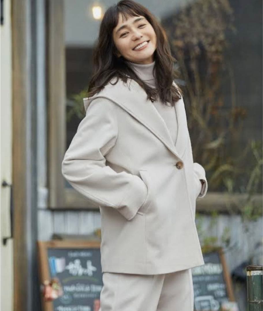 23区 ウールカシミヤビーバーフード付きショートコート - メルカリ