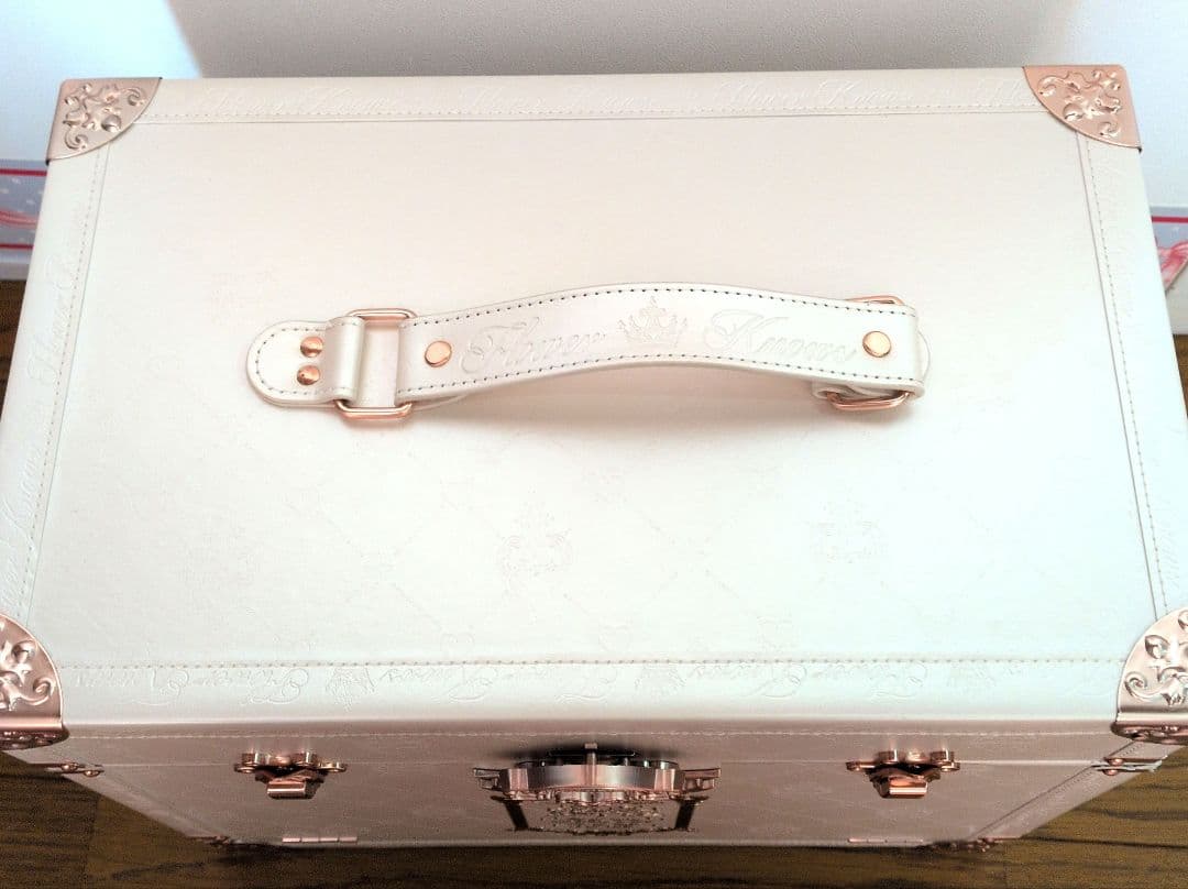 19999→週末お値下 フラワーノーズ リトルエンジェル ボックスのみ