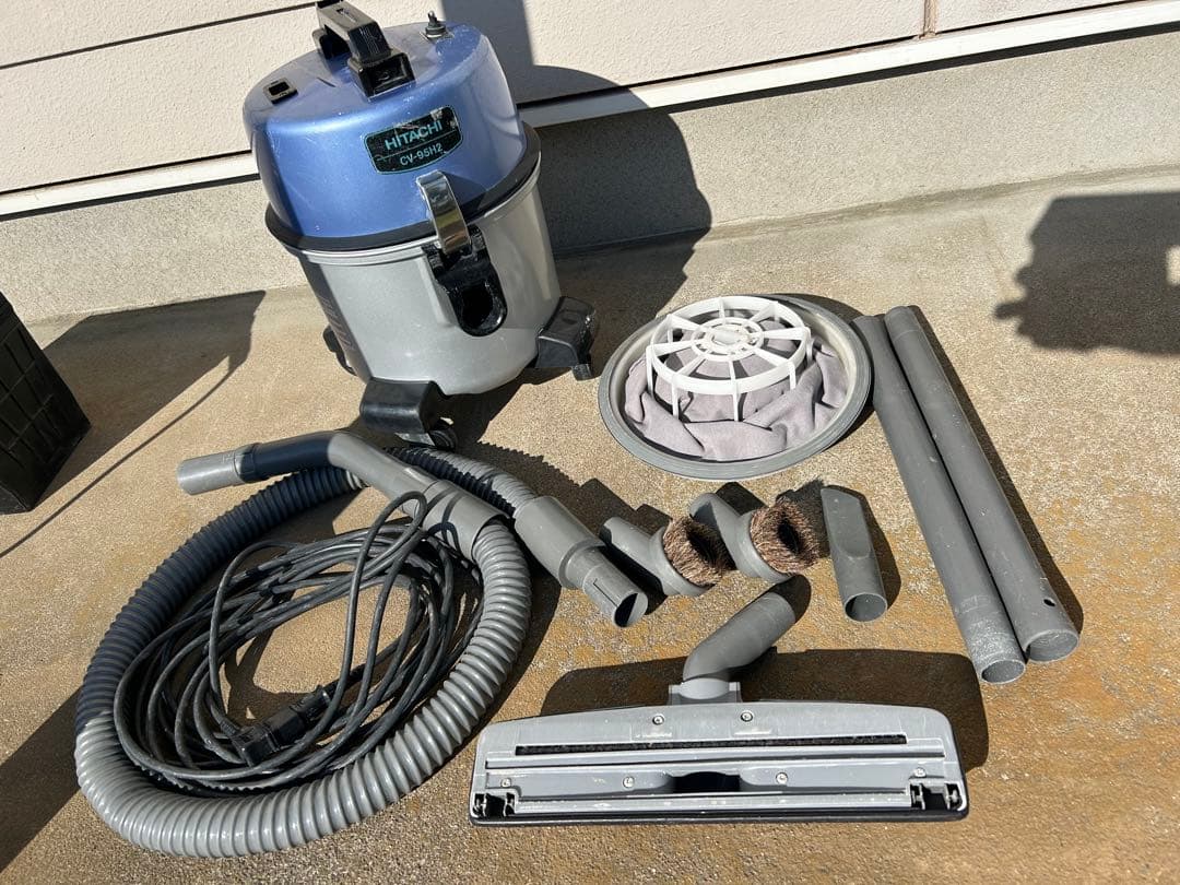 HITACHI CV-95H2 掃除機 キャニスター Amazon | 日立 掃除機 業務用 強力パワー360W 鋼板製ボディ 大容量布