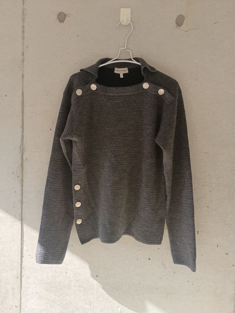 EMPORIO ARMANI 変形 デザインニット archive EMPORIO ARMANI 変形デザインニット archive