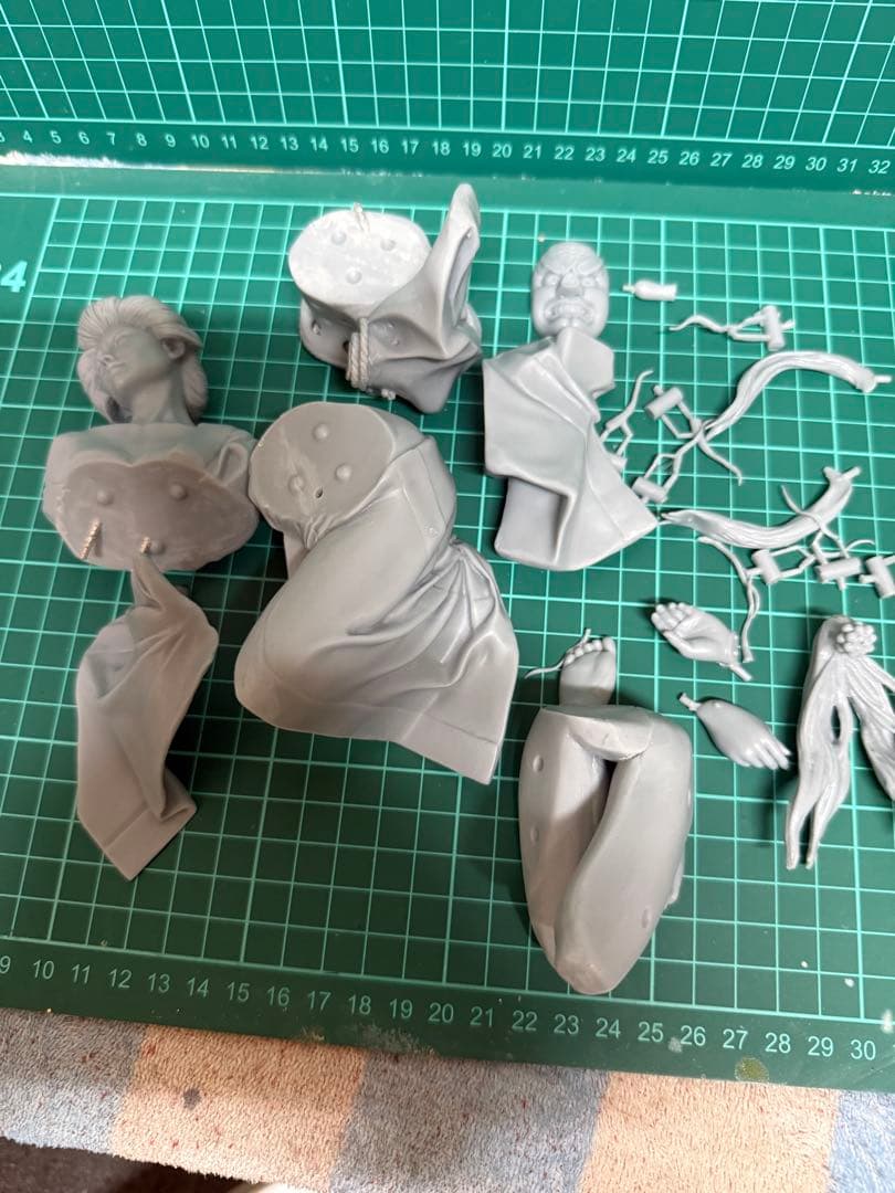 美少女ガレージキット組み立て途中ジャンク品です。 - メルカリ