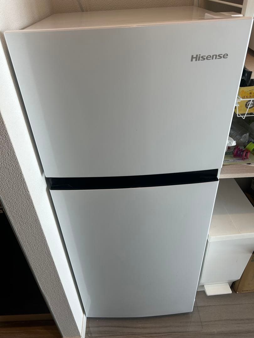 Hisense 2ドア冷蔵庫 HR-B12E2W 1月半ば発送※１週間後出品終了 ♻️送料設置無料 Hisense ノンフロン冷凍冷蔵庫 HR-B12E2W HR-B12E2W