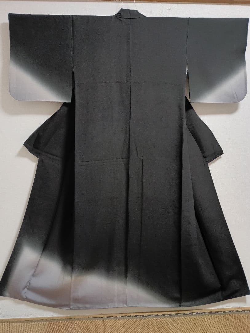 付下げ　正絹　黒　暈かし 楽天市場】正絹 付け下げの通販