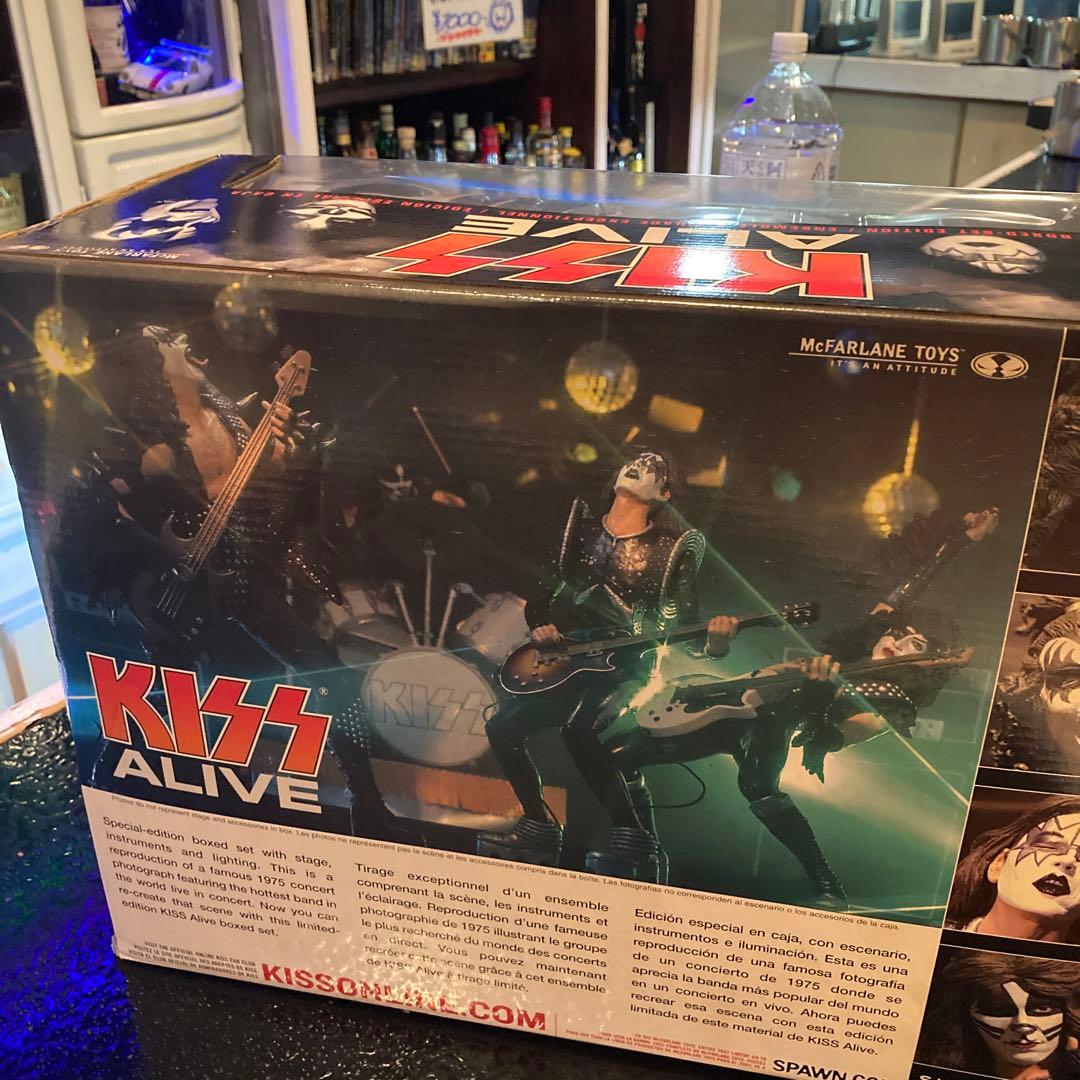 kissフィギュア アライブスペシャルbox - メルカリ