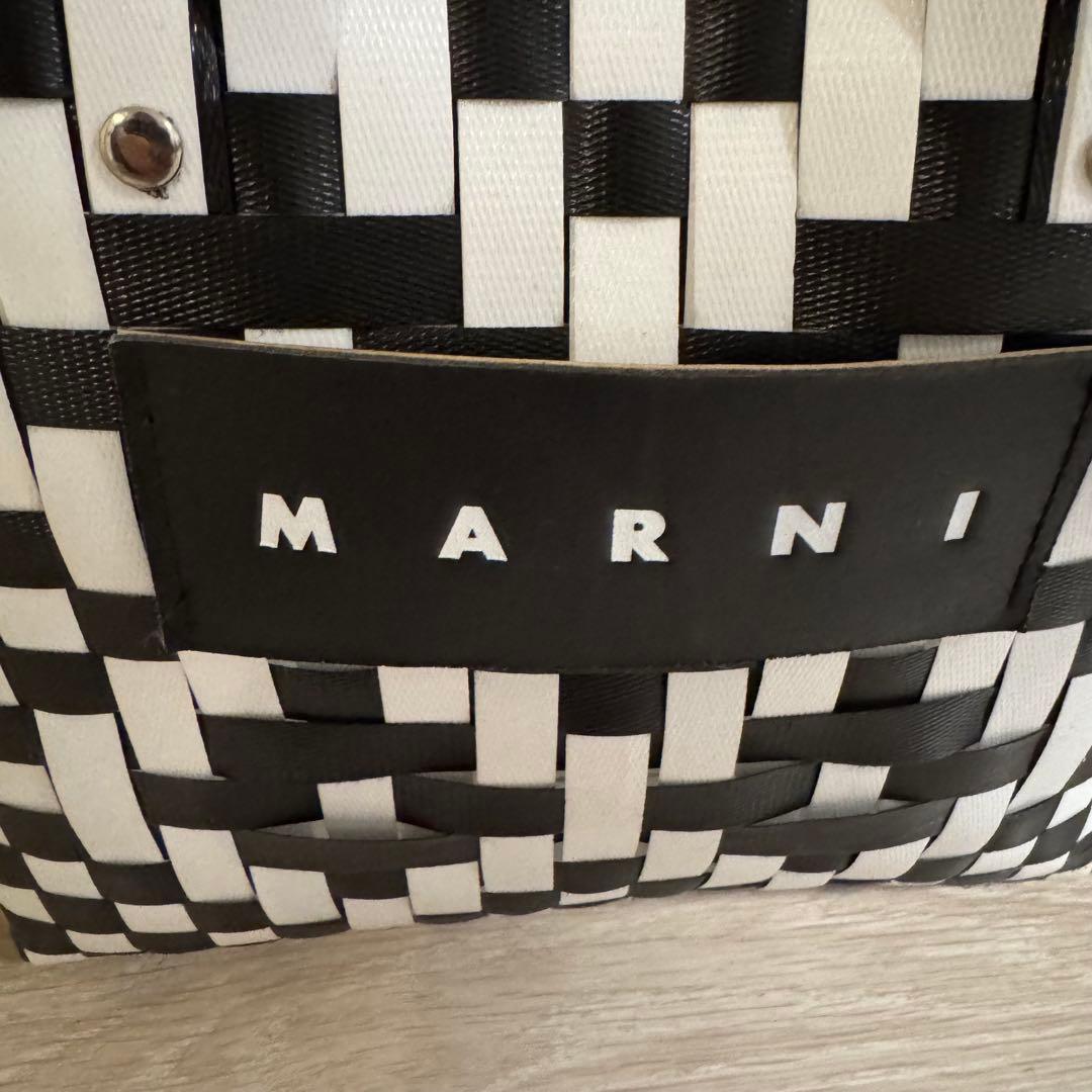 最終値下げ MARNI かごバッグ 2点セット - メルカリ