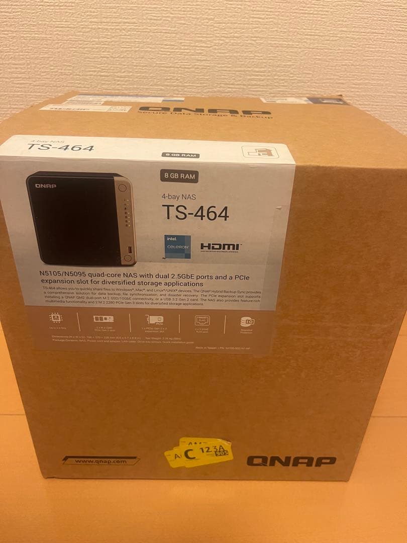 「ZENOVATE SHOP」【新品未使用】QNAP TS-464-8G Amazon.com: QNAP TS-464-8G-US 4 Bay High-Performance Desktop NAS