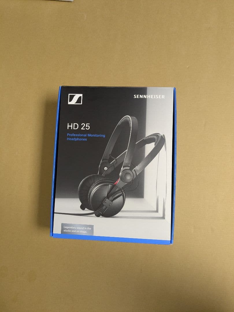 Sennheiser HD25 美品 Amazon.com: Sennheiser Pro Audio HD 25 Special Edition,Black