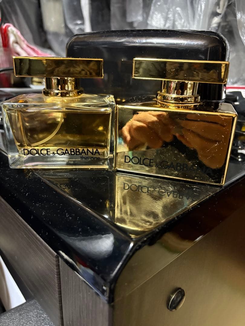 DOLCE & GABBANA 香水セット「the one」と「Intense」 D&G DOLCE & GABBANA THE ONLY ONE INTENSE .8ml .02fl oz x 3 PERFUME