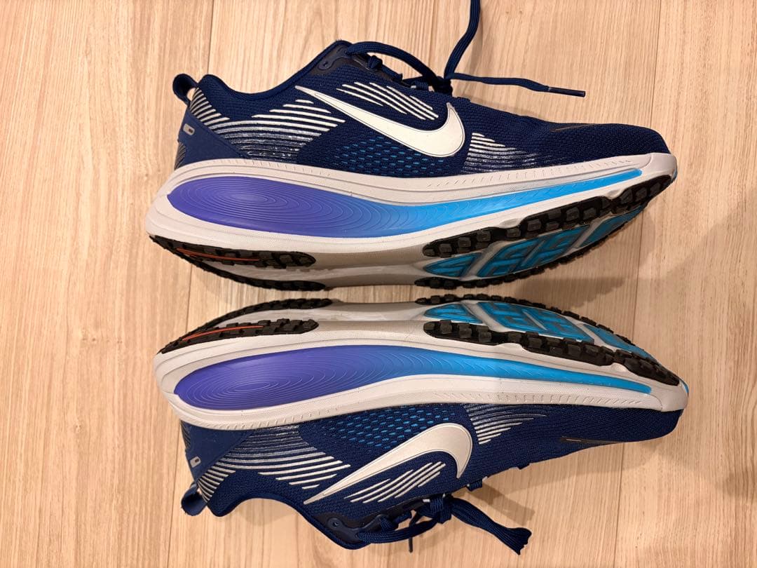【美品】NIKE ボメロ18 27.5cm
