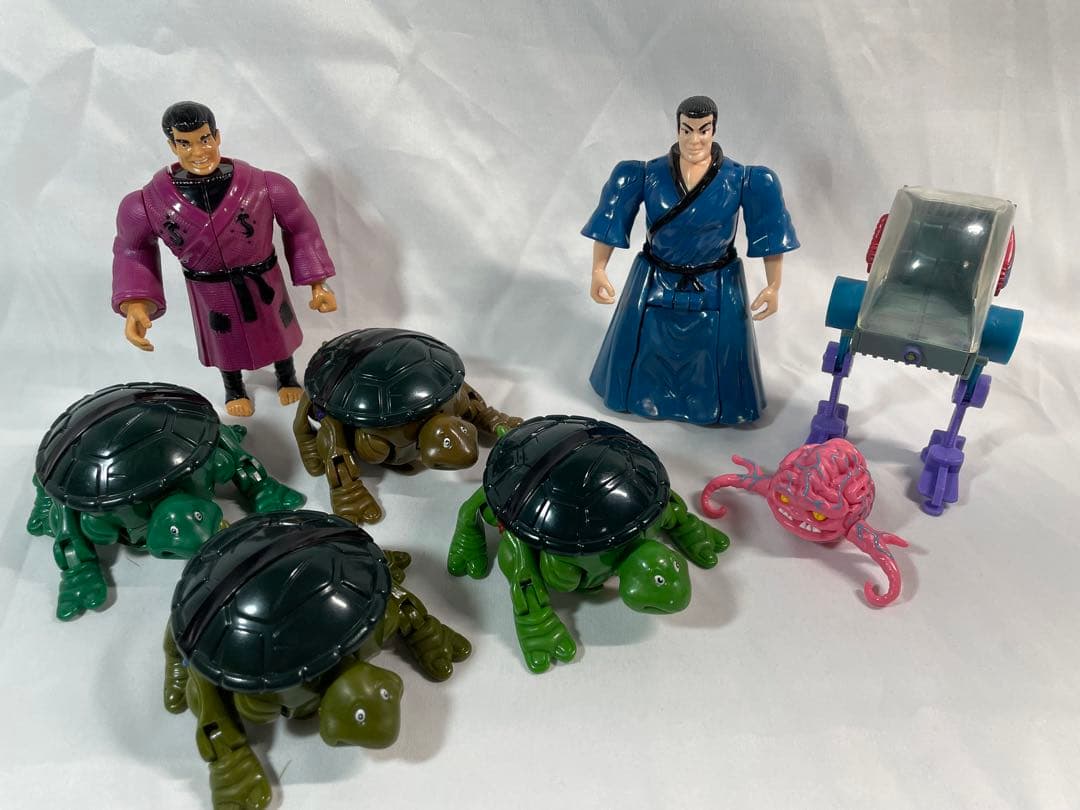 売約済み ミュータントタートルズ変形フィギュア(1992年)7体セット