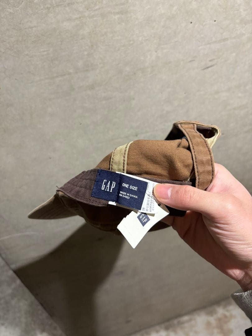 90's old gap ブラウン cap オールドギャップ 刺繍 デッド - 帽子最低 価格
