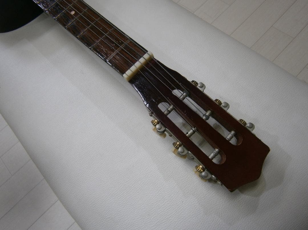 値下げ・Shima＜NO.1400＞日本製・ビザールギター・ピックギター