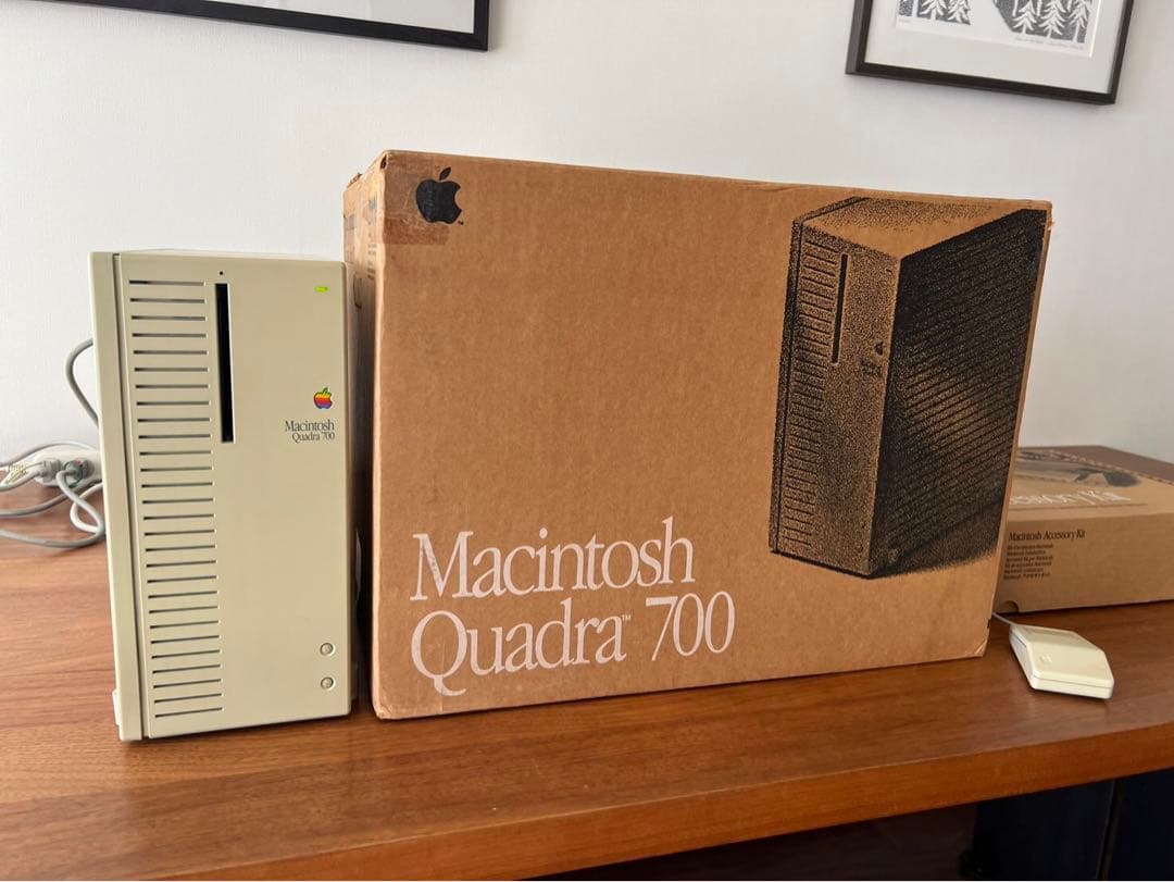ジャンク品Macintosh Quadra 700 ※モニター・キーボード無し - メルカリ