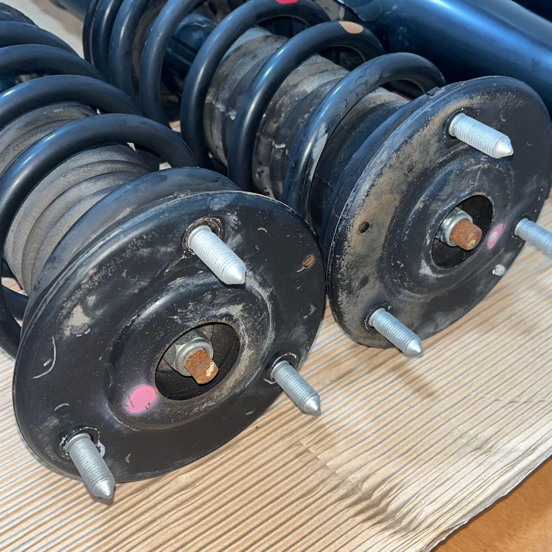 GRS 200系 クラウン ロイヤル 純正 サスペンションキット 1台分 - メルカリ