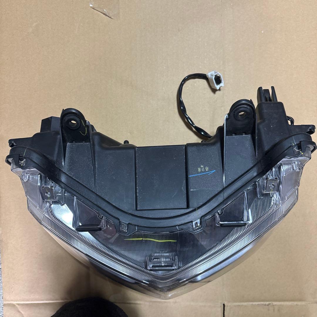 NMAX SED6J ヘッドライト 中古 傷有 純正 送料込み - メルカリ