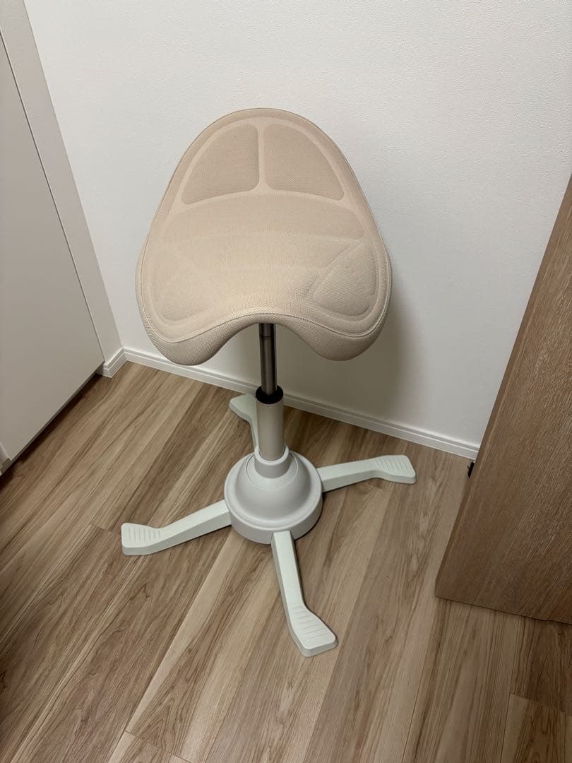 ホースライディングチェア 姿勢矯正チェア ベージュ 高さ調整機能付き