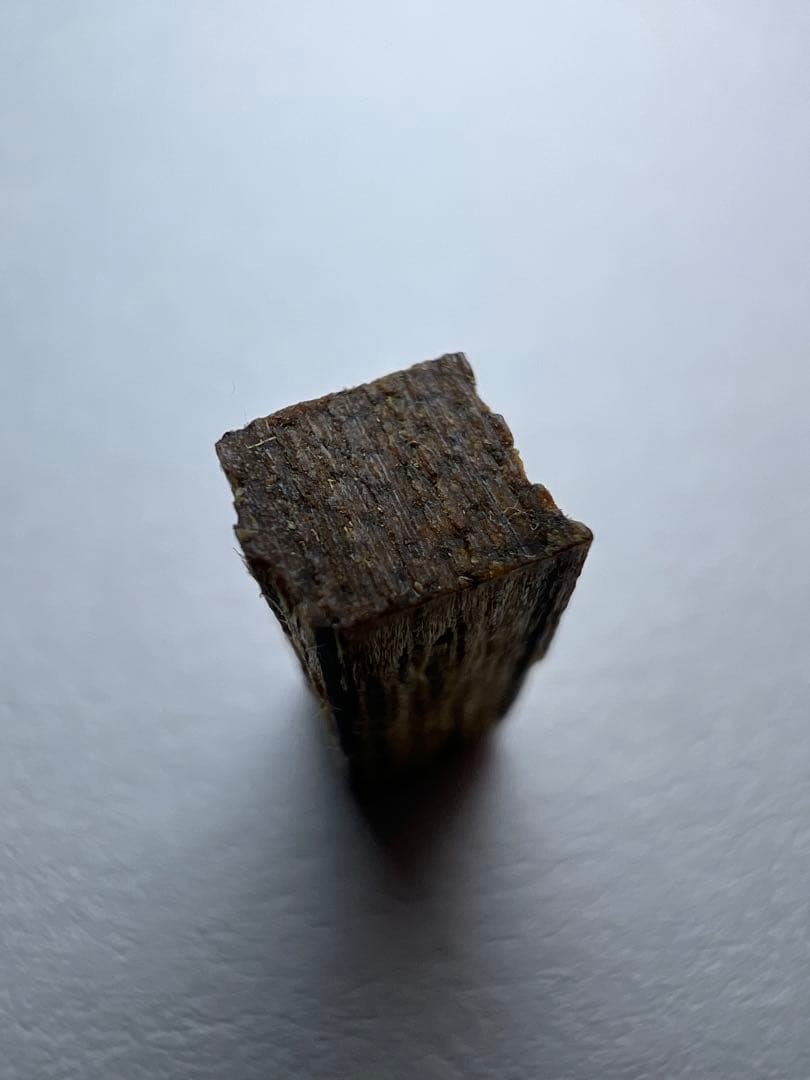 古渡命銘木　御家雪月花五十種名香　伽羅　銘【朧】0.220g 香木/沈香/伽羅