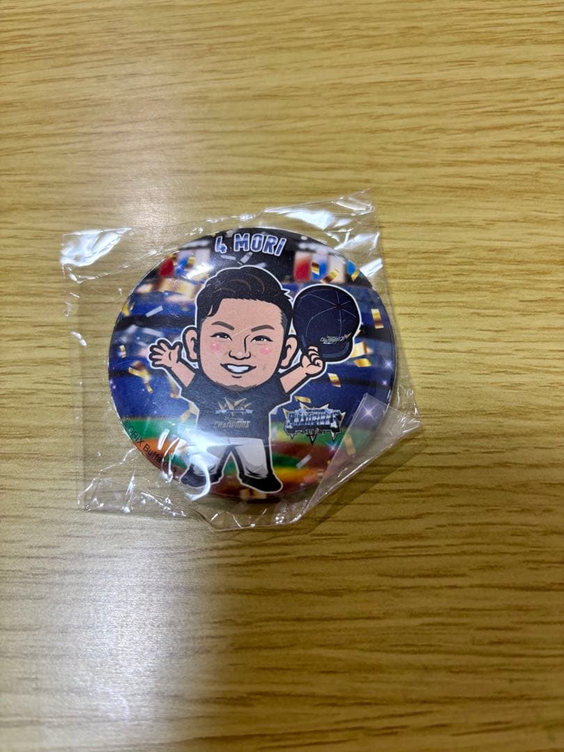 オリックスバファローズ 森友哉 缶バッジ - メルカリ