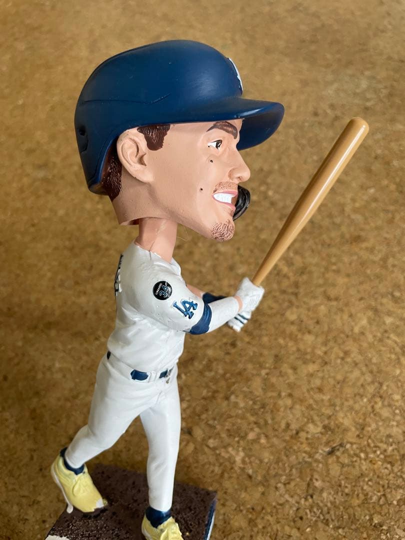 レア】MLB ドジャース キケ・ヘルナンデス 限定ボブルヘッド
