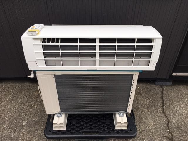 三菱　霧ヶ峰　GVシリーズ 　MSZ-GV2222-W　2022年製　2.2kw