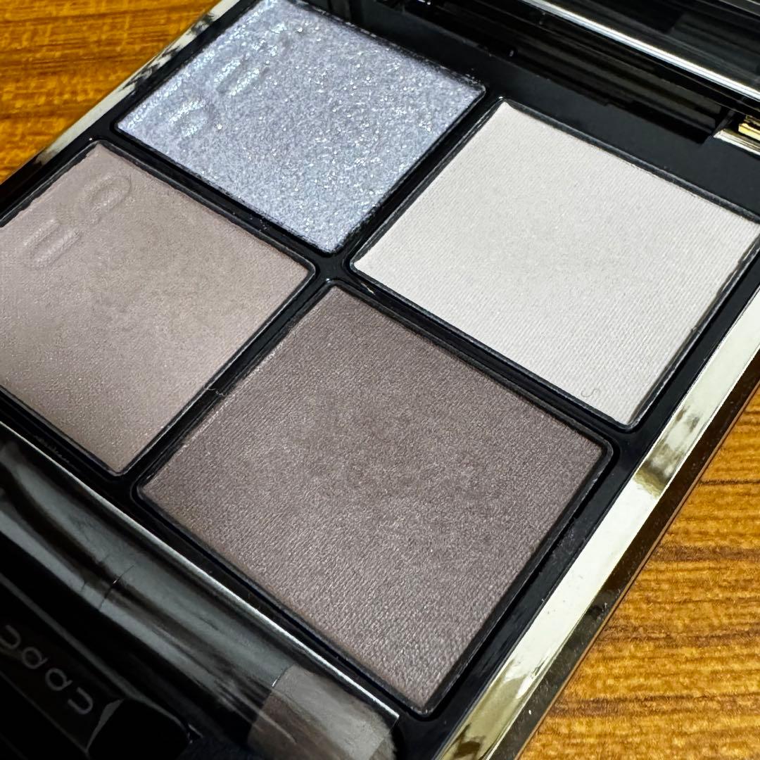 SUQQU スック シグニチャー カラー アイズ(S03) SOURAI 霜来 - メルカリ