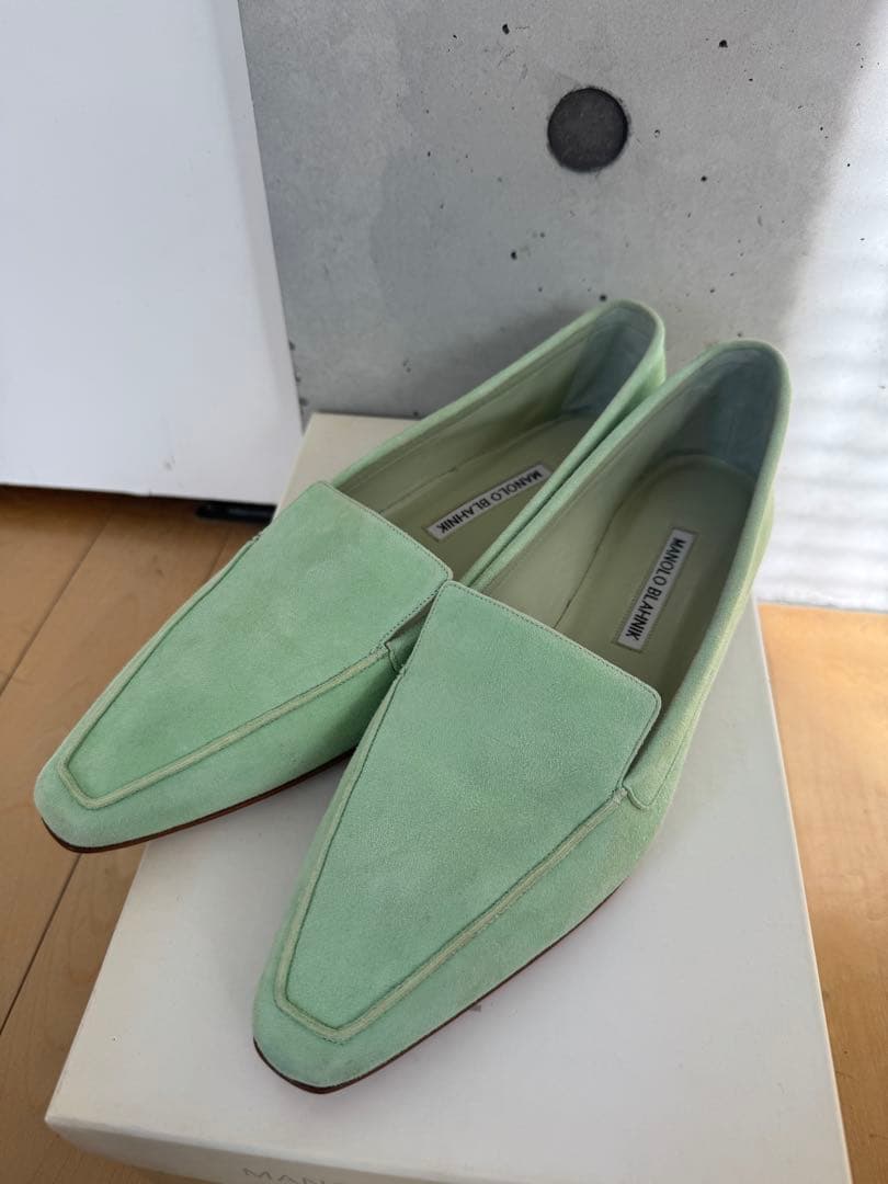 MANOLO BLAHNIK ミントグリーン ローファー 39 - メルカリ