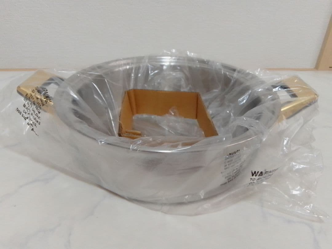 ☆未使用☆ タッパーウェア レインボークッカー 26cm 深鍋 4.7L 両手鍋