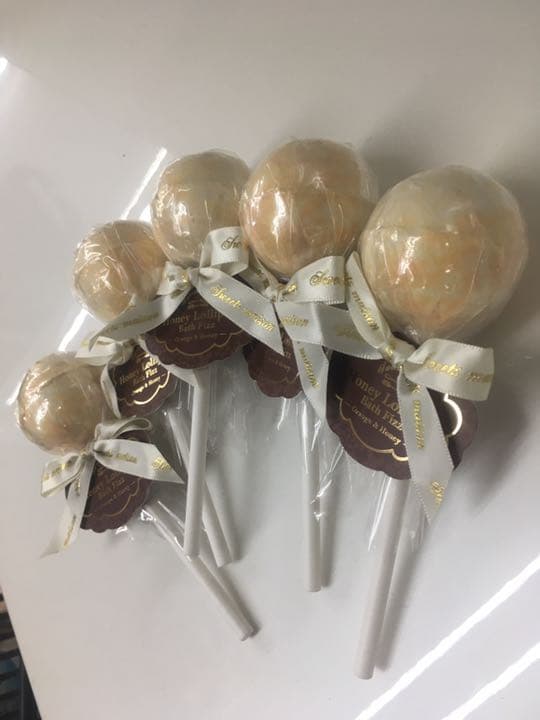 入浴剤　ロリポップバスフィズ　80個 入浴剤 >> バスフィズ >> スウィーツメゾン ロリポップフィズ