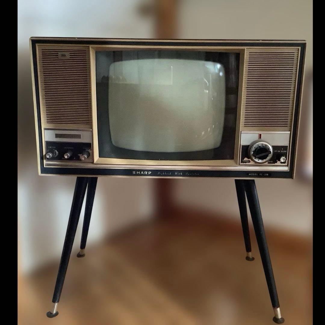 【専用】昭和レトロ　真空管　白黒テレビ 昭和レトロ 真空管 白黒テレビアンテナ付き - メルカリ