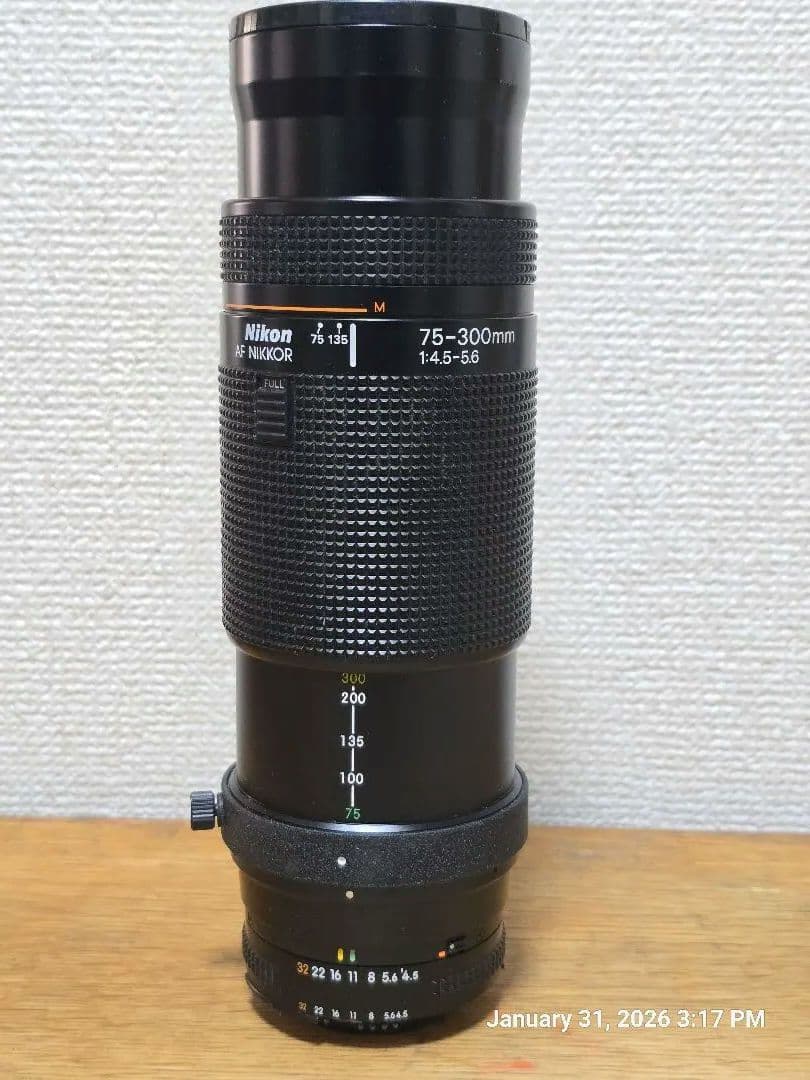 Nikon 75-300mm f/4.5-5.6 ズームレンズ
