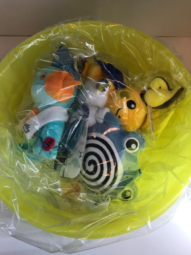 ぽけもんせんと～ マスコット ぬいぐるみ3種 ケロリン桶 セット ポケモン，「ケロリン」コラボ桶などをラインナップしたグッズ