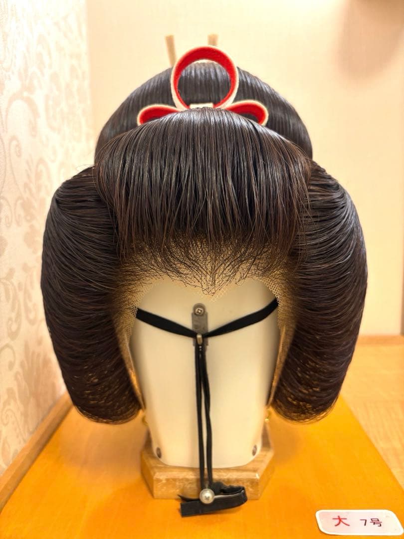 【軽量・人毛仕様】アズマかつら　日本髪｜自然色｜7号（大）｜婚礼・舞台・撮影に 花嫁かつら【お手頃価格の中古品】髪色 自然色 文金高島田 軽量・人毛