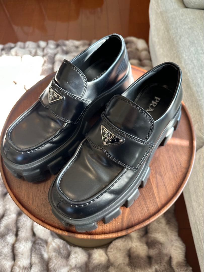 PRADA メンズモノリスブラッシュドレザー　8.5 (27.5cm)